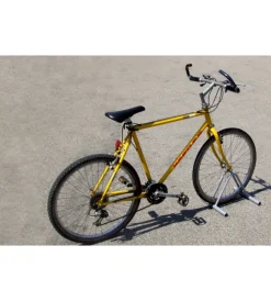 Portabici a pavimento componibile> Sale