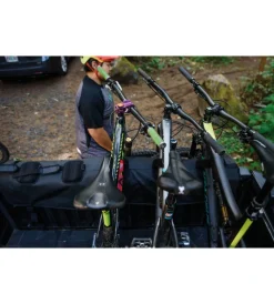 Protezione gatekeeper portabici per sponda posteriore pick-up  y8007410><noscript><img width=