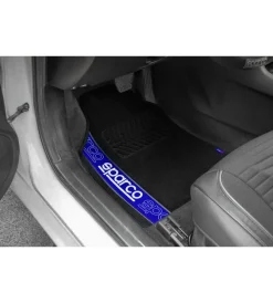 Set 4 tappetini neri e blu per auto in moquette></noscript>Sparco